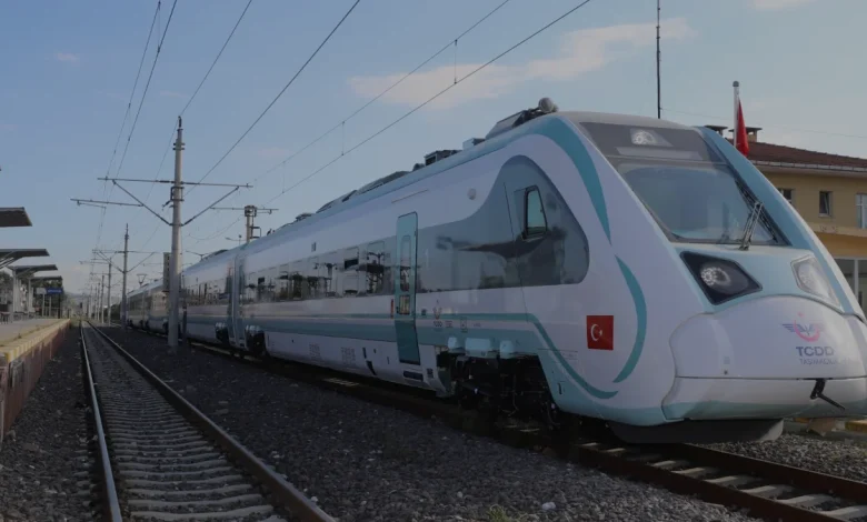 Milli Elektrikli Trenler Uzunköprü Halkalı Hattında Seferlere Başlıyor